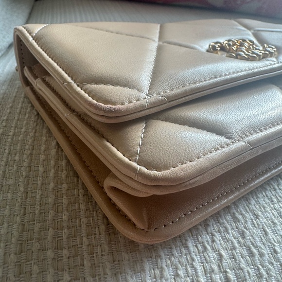 Chanel petite maroquinerie mini bag - Picture 14 of 17